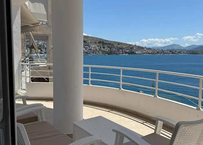 Blue Deluxe Apartment Saranda